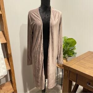 Nwt mauve HYFVE velvet cord sweater